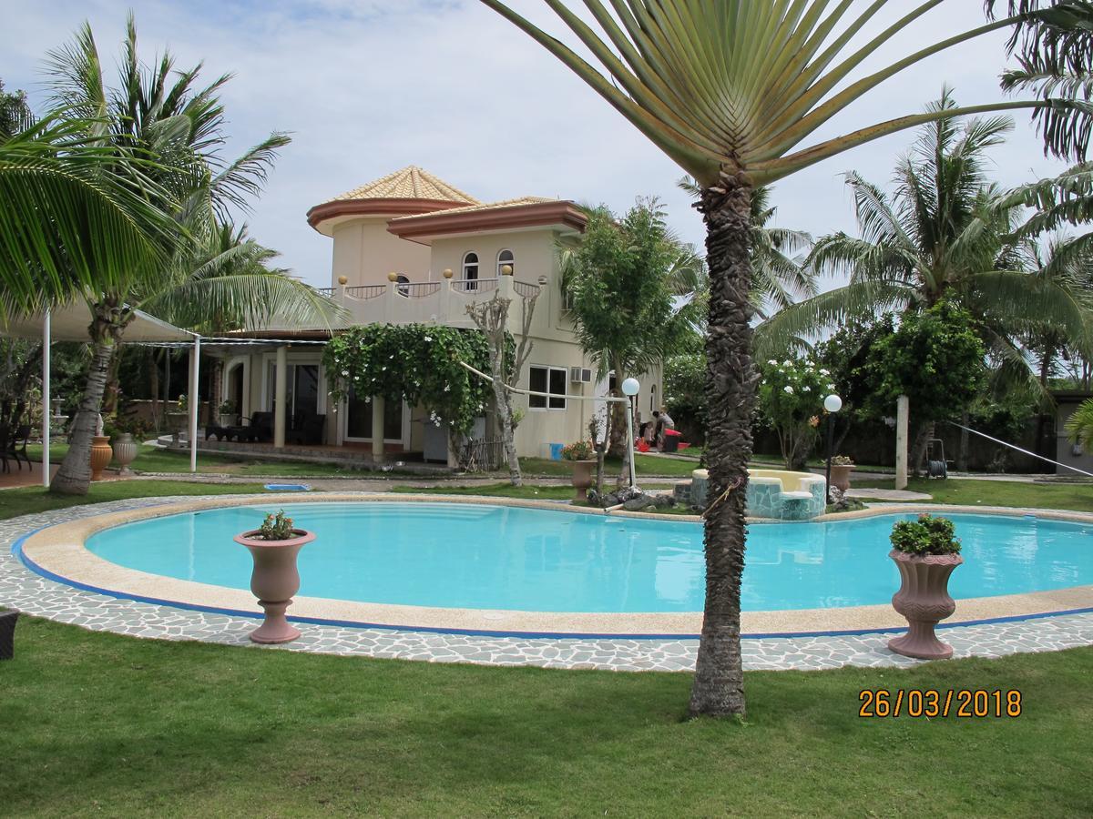 Cabilao Sunset Dive & Beach Resort Loon ภายนอก รูปภาพ