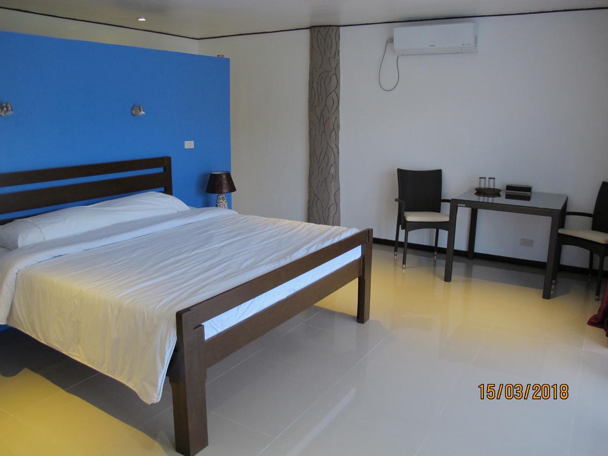 Cabilao Sunset Dive & Beach Resort Loon ภายนอก รูปภาพ